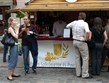 Maďarsko - Tokaj - Tokajské slavnosti, u stánků můžete ochutnat množství různých druhů a odrůd vín