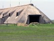 Maďarsko - NP Hortobágy - pusta je rovina kam oko dohlédne, a proto i stodoly musejí mít mohutné hromosvody